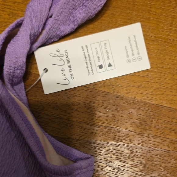 Cupshe Pink and Purple Bikinis Swimsuit with Textured Finish. Size M - Picture 7 of 9